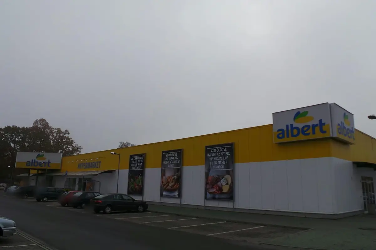 Albert Hypermarket